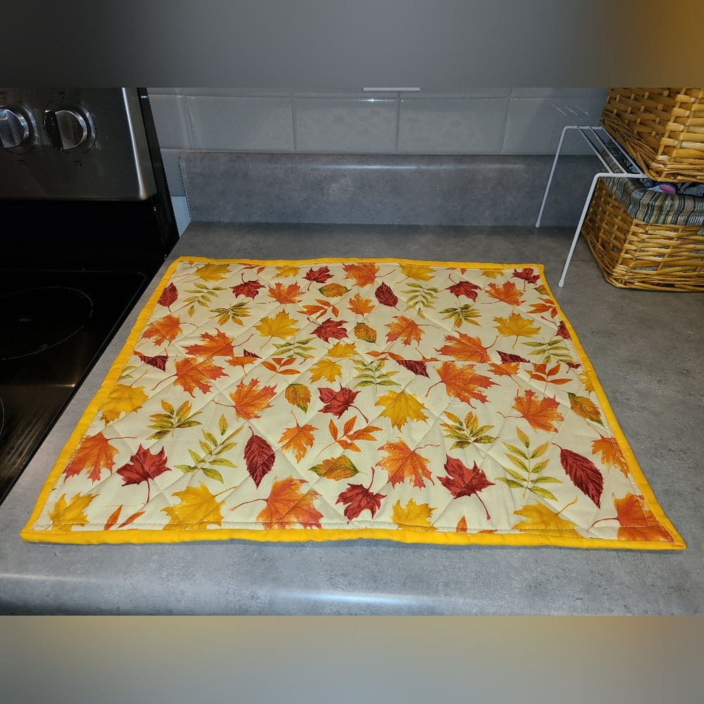 2 Casserole size Fall hot pad 20×17 inches 100% cotton